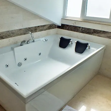 Ng Luxury Holiday With Private Pool فيلة *